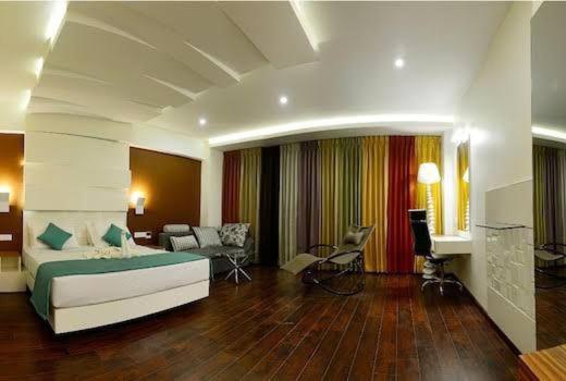 Hotel Vijay Elanza Коимбатур Экстерьер фото