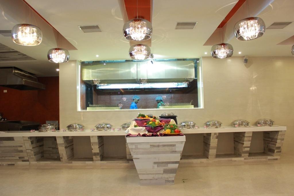 Hotel Vijay Elanza Коимбатур Экстерьер фото